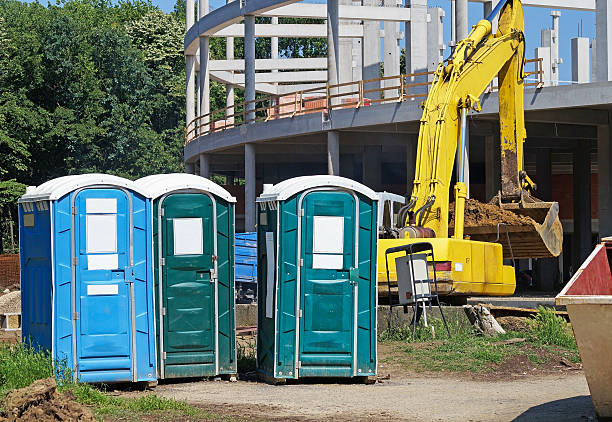 Best Portable Restroom Maintenance and Cleaning  in Myrtle Grove, FL